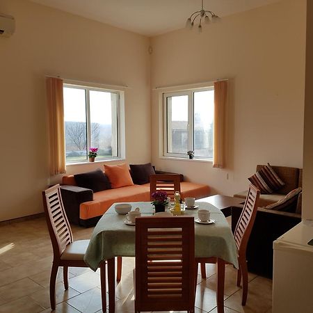 Villa Ketli Apartment Bliznatsi Bagian luar foto