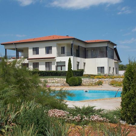 Villa Ketli Apartment Bliznatsi Bagian luar foto